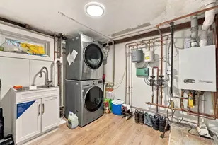 9 Crossman St, Boston, MA 02126 - Photo 27