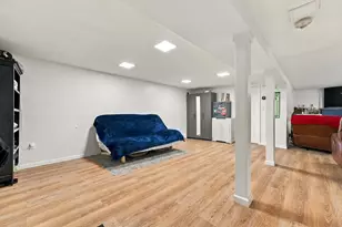 9 Crossman St, Boston, MA 02126 - Photo 29