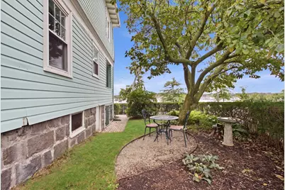 6-8 Southview St #1, Boston, MA 02125 - Photo 21