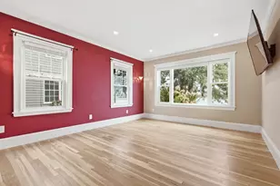 68 Southview St, Boston, MA 02125 - Photo 3