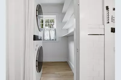 6-8 Southview St #1, Boston, MA 02125 - Photo 15