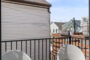 39 G St, Boston, MA 02127 - Photo 11