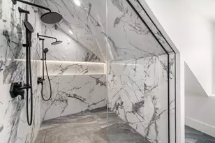 39 G St, Boston, MA 02127 - Photo 15