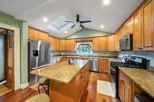 37 Theresa Rd, Quincy, MA 02169 - Photo 5