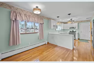39 Adams Ave, North Andover, MA 01845 - Photo 7
