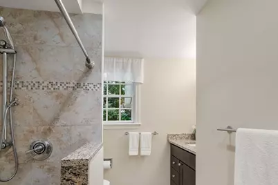 165 Lockland Ave, Framingham, MA 01701 - Photo 9