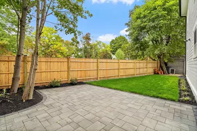 22 Belknap Court, Concord, MA 01742 - Photo 7
