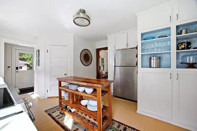 211 Crescent St, Northampton, MA 01060 - Photo 11