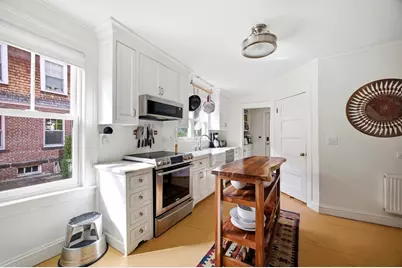 211 Crescent St, Northampton, MA 01060 - Photo 5