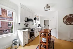 211 Crescent St, Northampton, MA 01060 - Photo 5
