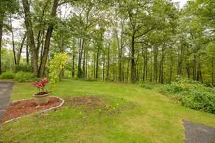 79 Hollis St, Dunstable, MA 01827 - Photo 35