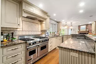 674 South St, Shrewsbury, MA 01545 - Photo 5