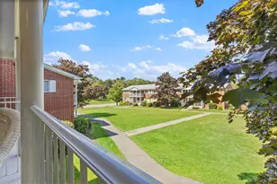 25 Bayberry Dr, Sharon, MA 02067 - Photo 3