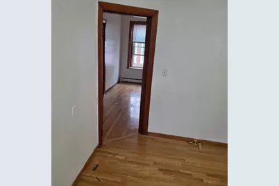 7 Margaret St #6, Boston, MA 02113 - Photo 9