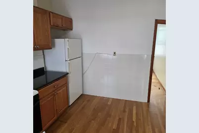 7 Margaret St #6, Boston, MA 02113 - Photo 3