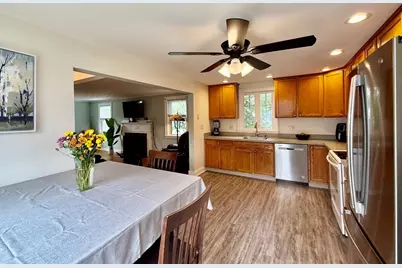 66 Wayne Ave, Watertown, MA 02453 - Photo 5