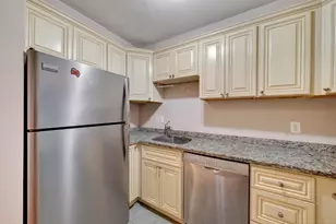 65 Hemenway St, Boston, MA 02115 - Photo 3