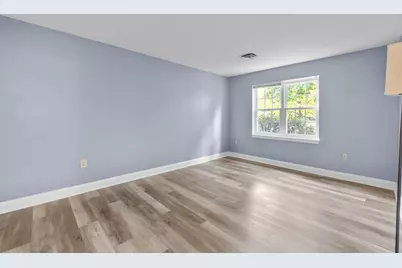 750 Brookside Dr #D, Andover, MA 01810 - Photo 11