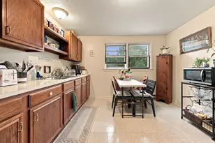 4 3rd Ave, Dudley, MA 01571 - Photo 9