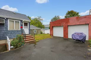 16 Loring Rd, Winthrop, MA 02152 - Photo 5