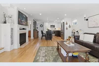 110 Charles St, Quincy, MA 02169 - Photo 9