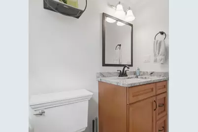 110 Charles St, Quincy, MA 02169 - Photo 23
