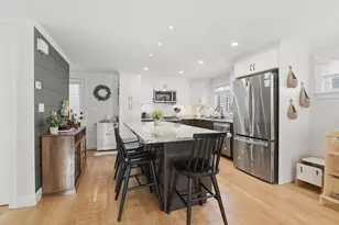 110 Charles St, Quincy, MA 02169 - Photo 17