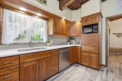 10 Circle Dr, Wilbraham, MA 01095 - Photo 9