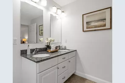 1 Kerrigan Way, Woburn, MA 01801 - Photo 17