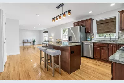 1 Kerrigan Way, Woburn, MA 01801 - Photo 5
