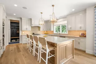 7 Willow Cir, Mashpee, MA 02649 - Photo 9