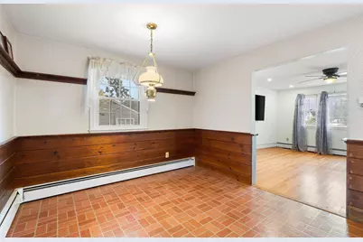 22 Crestshire Drive, Lawrence, MA 01843 - Photo 13