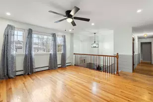 22 Crestshire Dr, Lawrence, MA 01843 - Photo 5