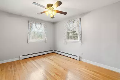 22 Crestshire Drive, Lawrence, MA 01843 - Photo 17
