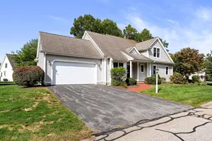 46 Holly Cir, Kingston, MA 02364 - Photo 3