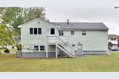 18 Delorenzo Dr, Randolph, MA 02368 - Photo 5