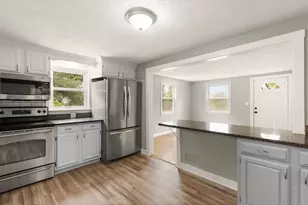 519 Turnpike St, Easton, MA 02375 - Photo 5
