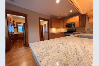 340 School St, Watertown, MA 02472 - Photo 5