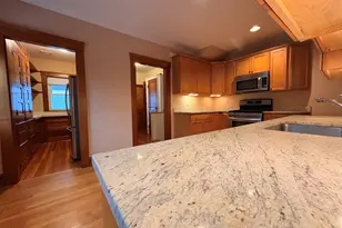 340 School St, Watertown, MA 02472 - Photo 5