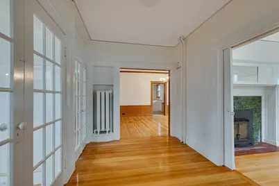 217 Lawrence St, Haverhill, MA 01830 - Photo 5