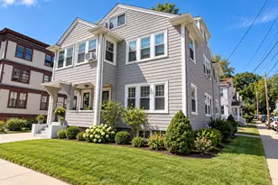 4 Upcrest Rd, Boston, MA 02135 - Photo 15