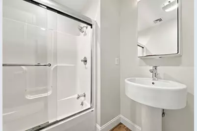 201 Billings St, Quincy, MA 02171 - Photo 33