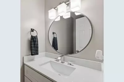 18 Mansion Woods Dr #C, Agawam, MA 01001 - Photo 15