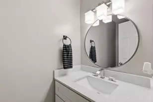 18 Mansion Woods Dr, Agawam, MA 01001 - Photo 15