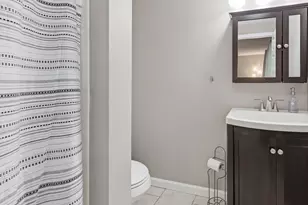 18 Mansion Woods Dr, Agawam, MA 01001 - Photo 19