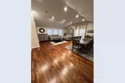 35 Glen Cir, Waltham, MA 02451 - Photo 9