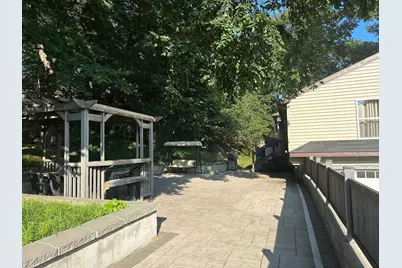 35 Glen Cir, Waltham, MA 02451 - Photo 39