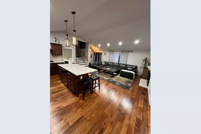 35 Glen Cir, Waltham, MA 02451 - Photo 1
