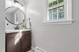 272 Mill St, Holliston, MA 01746 - Photo 15