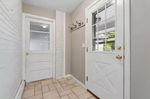 272 Mill St, Holliston, MA 01746 - Photo 21
